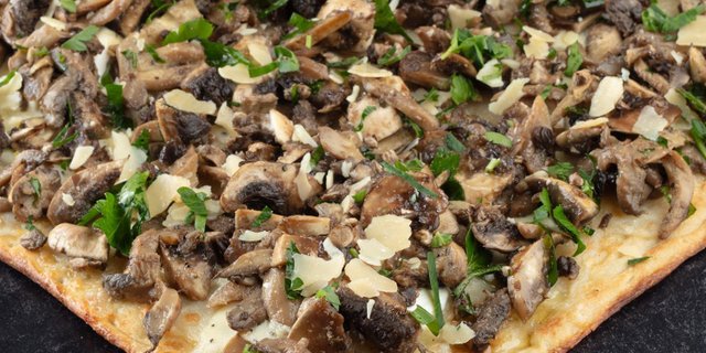 Truffle Mix Mushroom Pizza