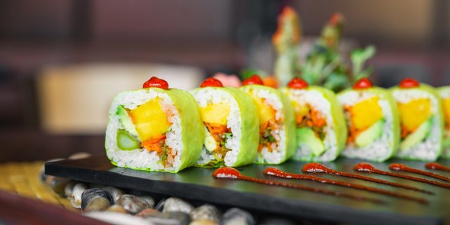 Vegan Signature Roll Boxed Lunch
