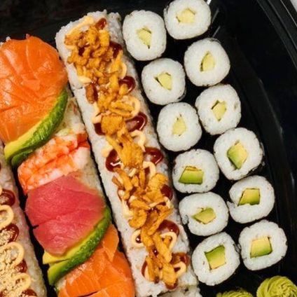 Nori Sushi Small Party Tray