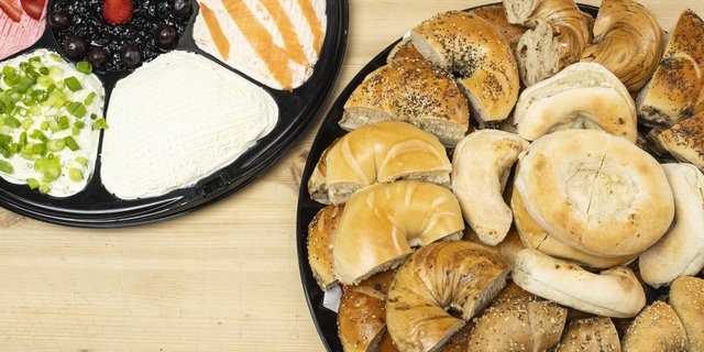 Original Cream Cheese Bagels & Bialys