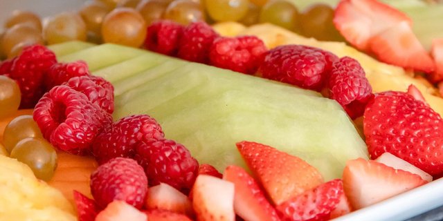 Fresh Seasonal Fruit Plate