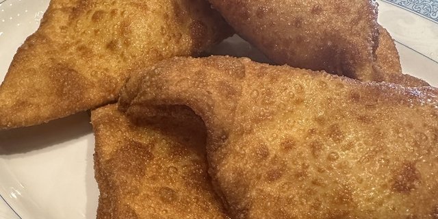Crab Rangoons