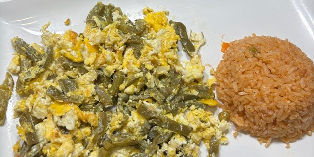 Huevos Con Rajas