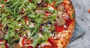 Lucca's Pizzeria and Market