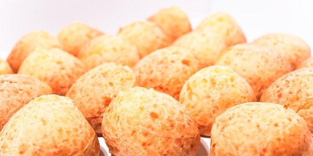 Traditional Pão De Queijo Tray