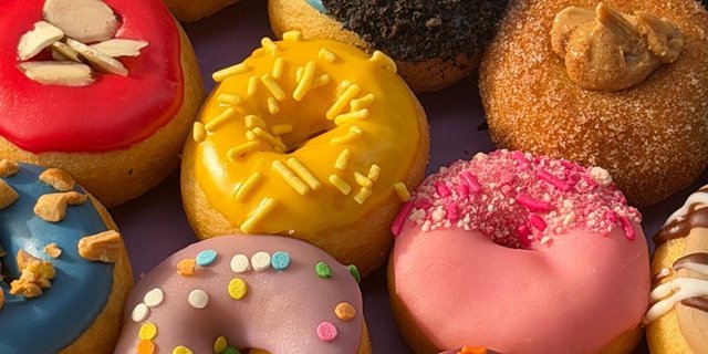 25-Pack Donuts