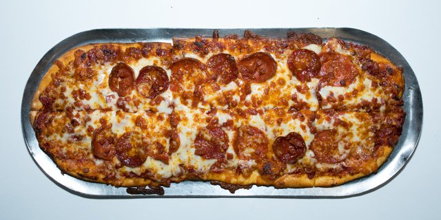 Rony, Roni, Rone' Pizza