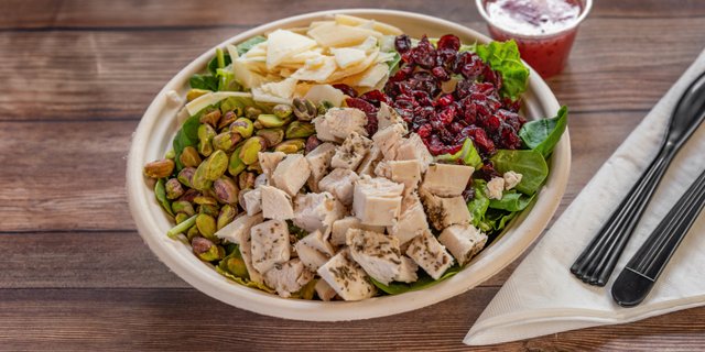 Chick Cranberry Spinach Salad