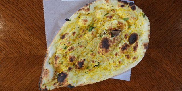 Garlic & Basil Naan Bread