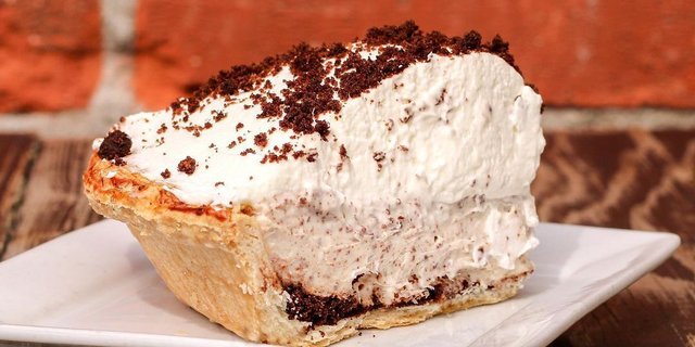 Cookies & Cream Pie Slice