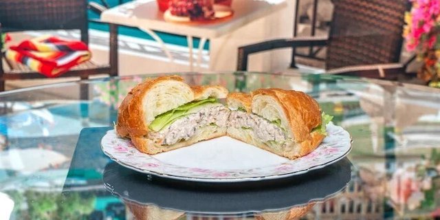 The Cologne Croissantwich