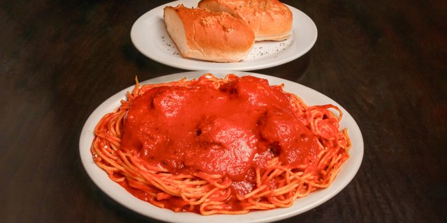 Spaghetti & Meatballs