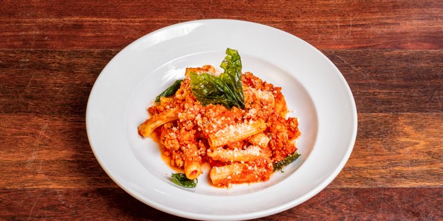 Rigatoni Bolognese