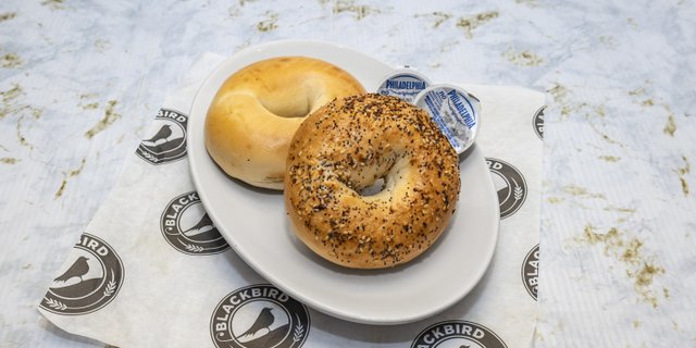 NY Style Bagel Box, Dozen