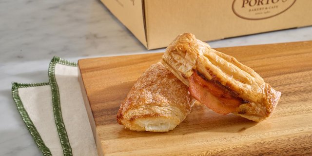 Porto's Bakery Classic