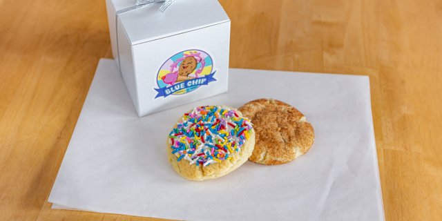2-Cookie Gift Box