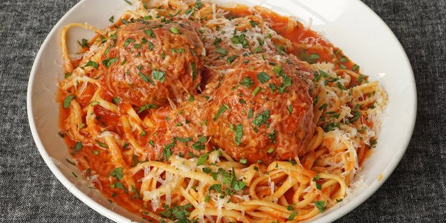 10-Person Pasta Combo