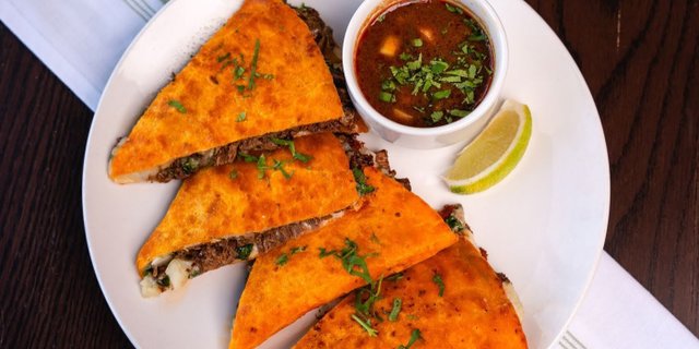 Quesa Birria Tray