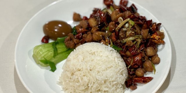 Chongqing-Style Spicy Chicken Rice Box