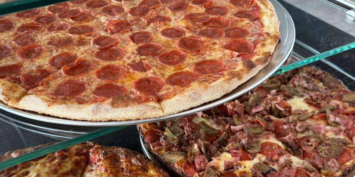 STR Pizza
