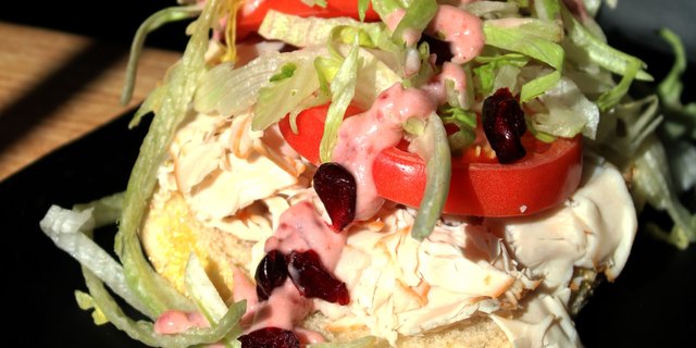 Cran-Turkey Sandwich