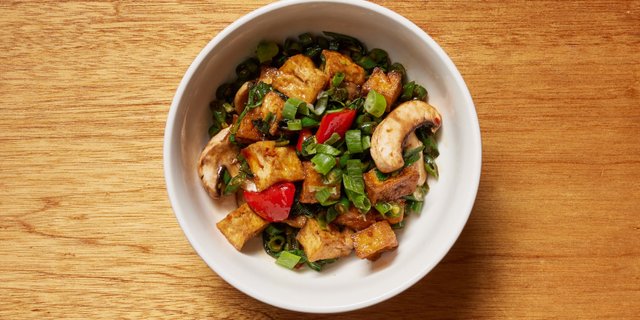 Vegan Pad Ka-Phrao Stir-Fry