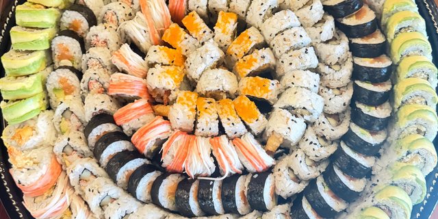 Delight Sushi Set