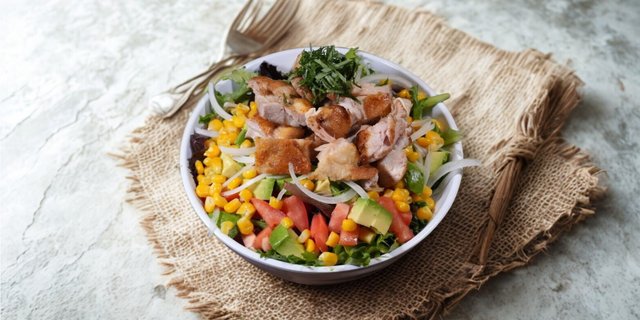 Build-Your-Own Daikokuya Salad