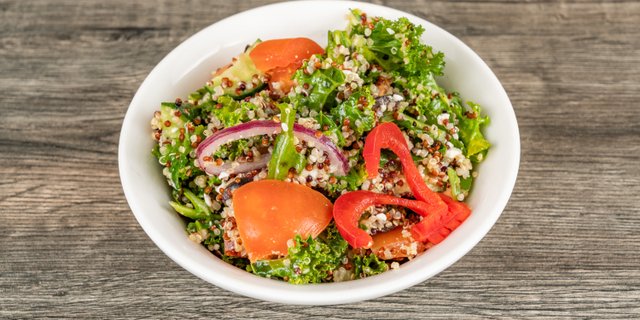 Quinoa & Kale Salad