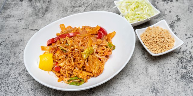 Burmese Style Pad Thai