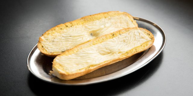 Garlic Cheese Bread