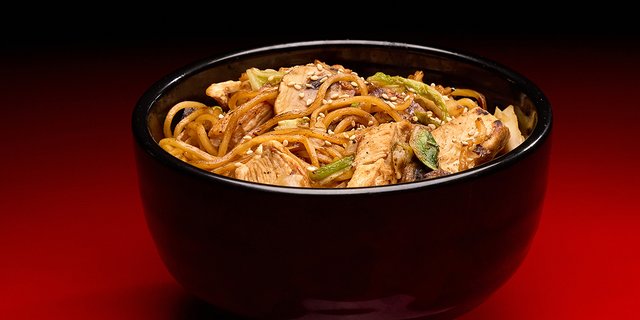 Yakisoba Chicken Bowl & Salad