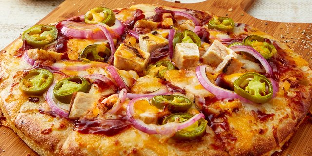 BBQ Chicken & Jalapeño Pizza Lunch Box