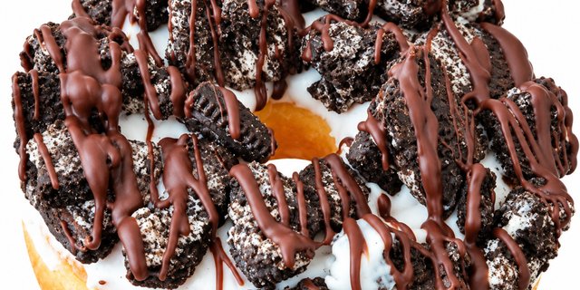 Oreo Drizzled Donut