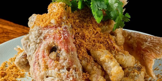 Crispy Snapper in Sand