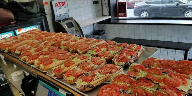 5 Hoagies Tray