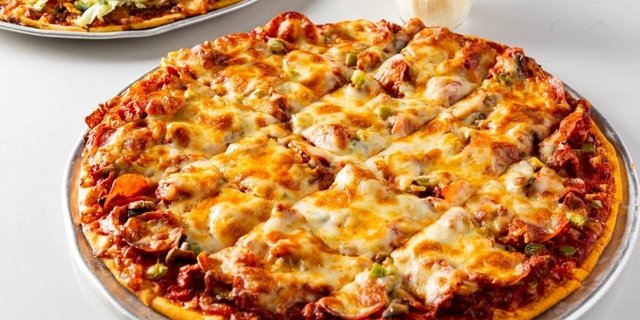 4 Large Signature Pizza Package ($9 per person)