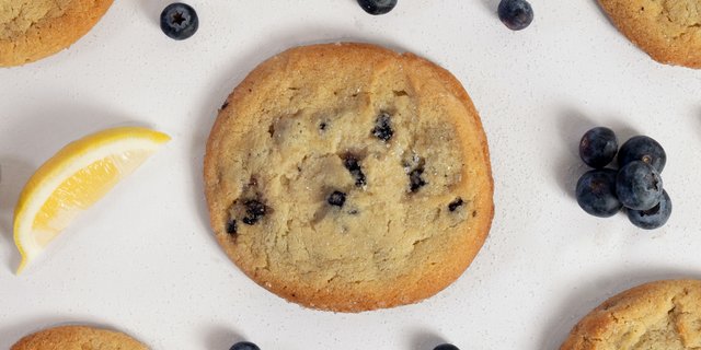 Lemon Blueberry Cookie
