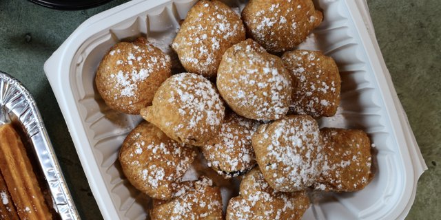 Fried Oreo Puffs