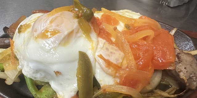 Fajitas Rancheras w/ Eggs