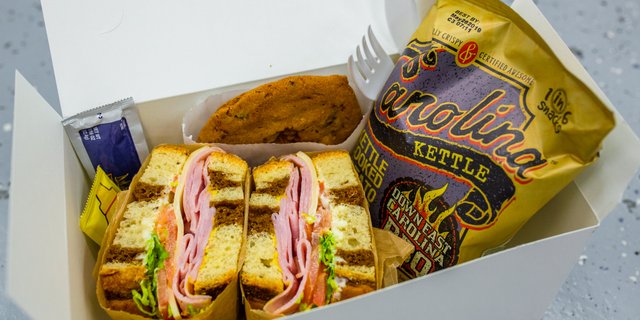 Deli Sandwich Box