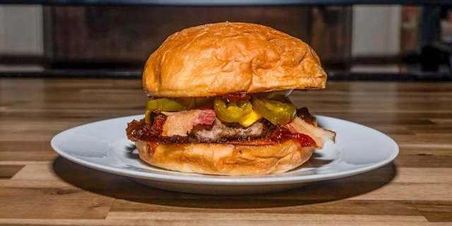Sweet Habanero Bacon Cheeseburger Boxed Lunch