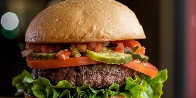 1/2 Lb. Burger Box Meal