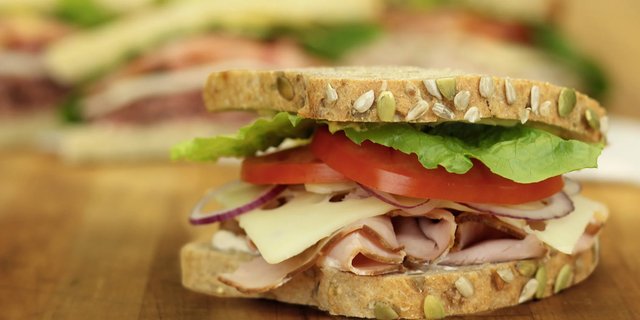 Classic Turkey & Cheese Sandwich
