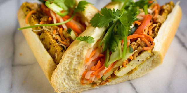 Vegan Tofu Deluxe Sandwich