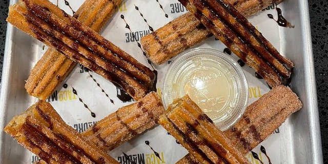 Dulce de Leche Churros