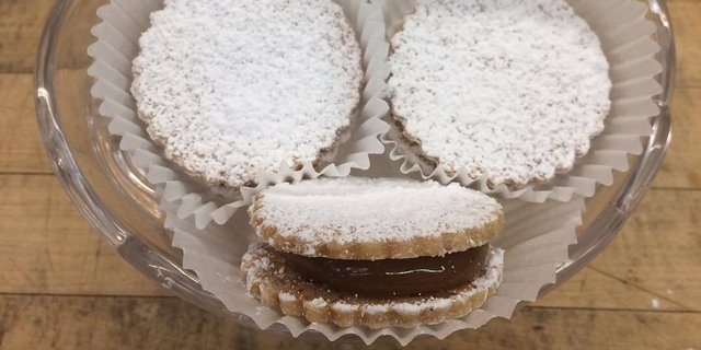 Alfajores Cookie Tray