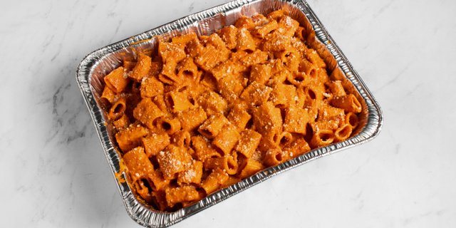 Spicy Rigatoni Alla Vodka Sauce