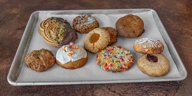 Afternoon Cookie Break