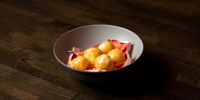 Cheesy Yuca Balls